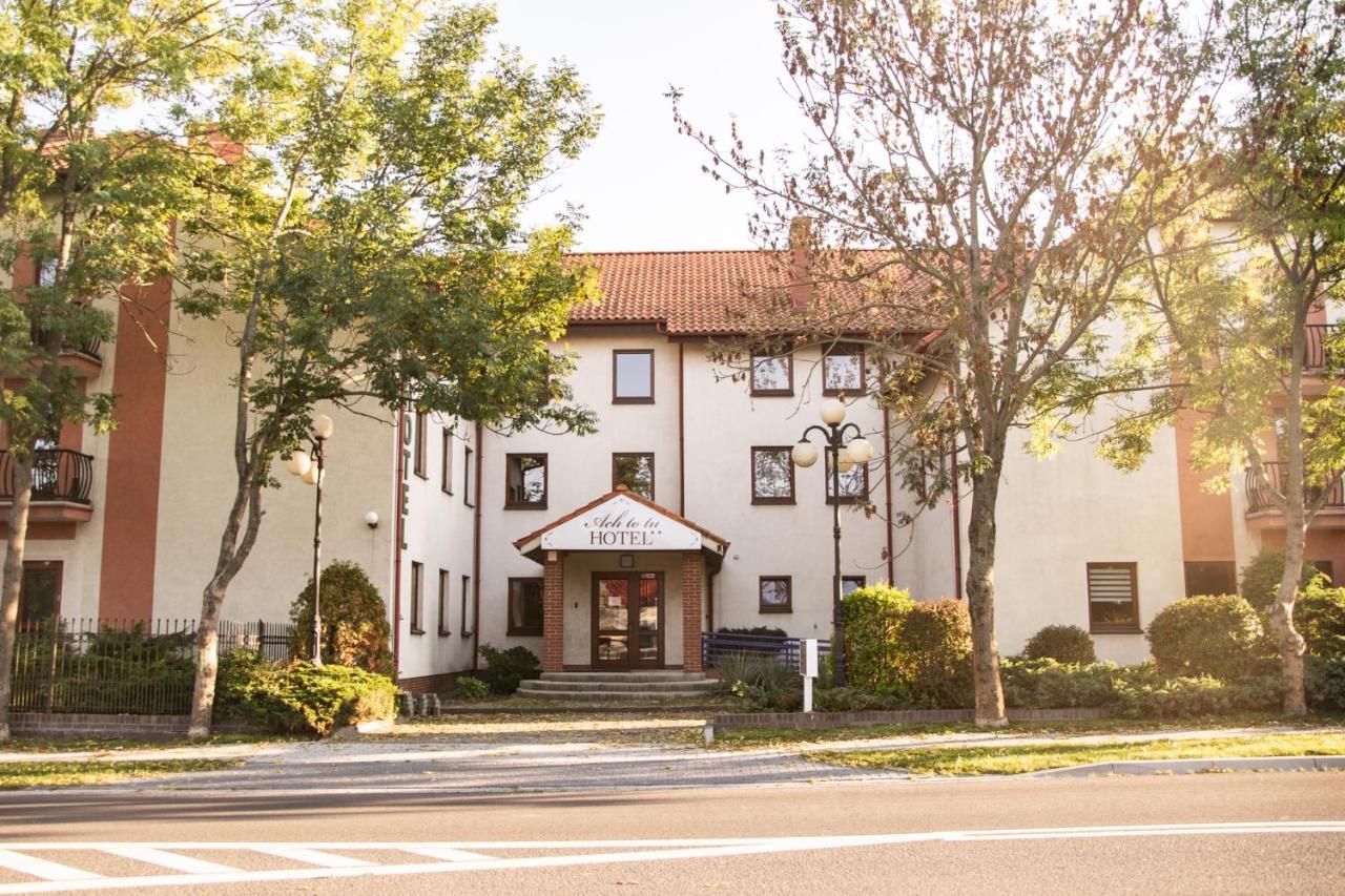 Hotel Ach To Tu Leszno  Exterior photo